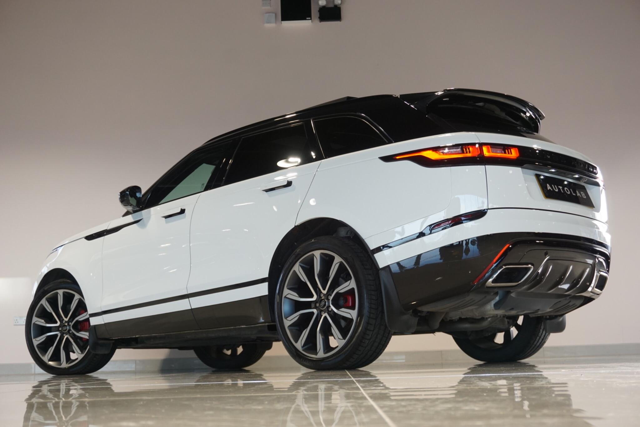 Land Rover Range Rover Velar 3.0 D300 MHEV R-Dynamic SE SUV 5dr Diesel Auto 4WD Euro 6 (s/s) (300 ps)